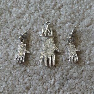 Michael Jackson Glove Pendant and Earrings Set Silver Toned